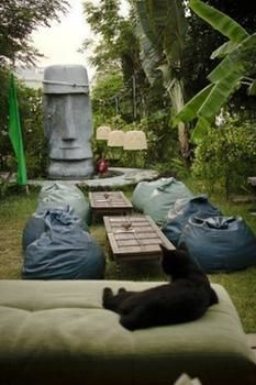 Moov Garden Hostel 2*